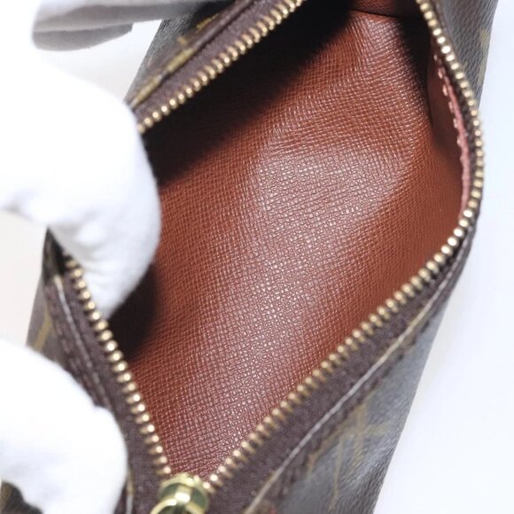 LOUIS VUITTON Monogram Papillon Pouch LV Auth - Picture 12 of 15